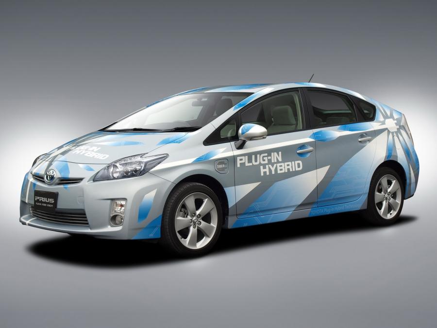  Toyota Prius Plug-In Hybrid Concept 2009 года  (фото 14 из 18)